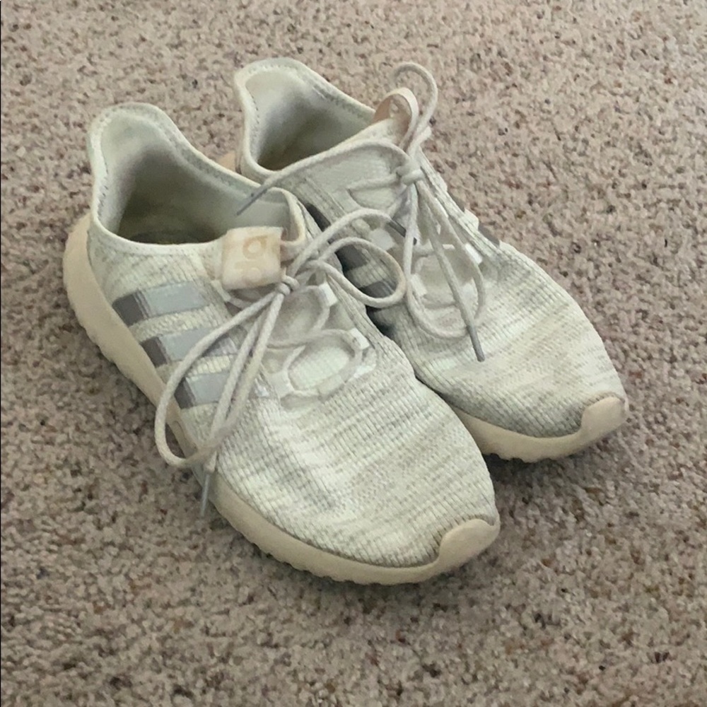 Women’s size 10 Adidas. Just cleaned!